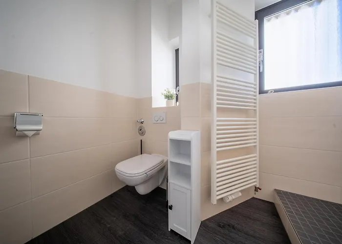 115 M2 Design-loft Mit 3 Sz, Beamer & Balkon *