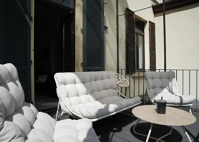 115 M2 Design-loft Mit 3 Sz, Beamer & Balkon