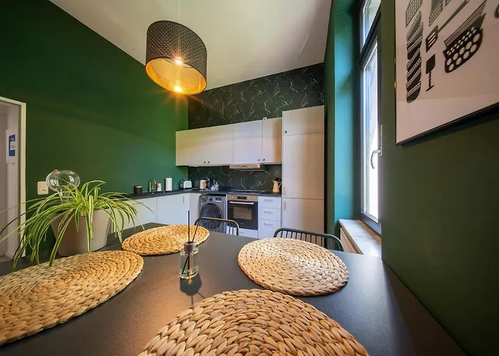 115 M2 Design-loft Mit 3 Sz, Beamer & Balkon شقة